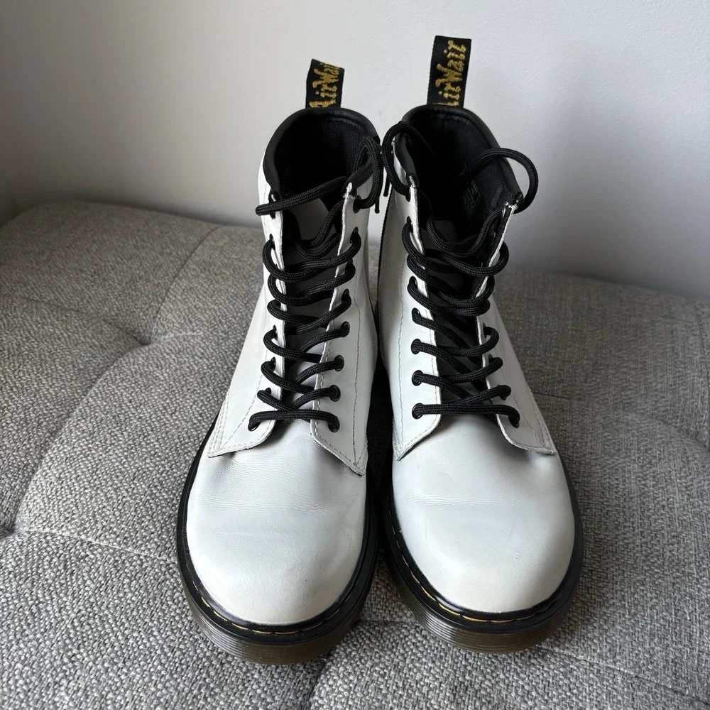 Dr. Martens Youth‎ Zavala White Leather Combat Boots AirWair Sz4